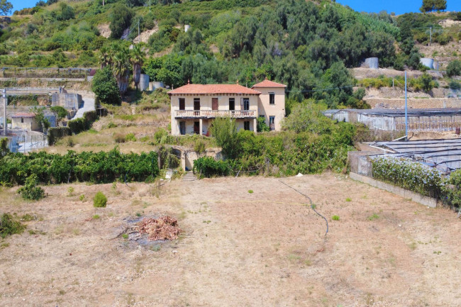 Villa in vendita a Riva Ligure
