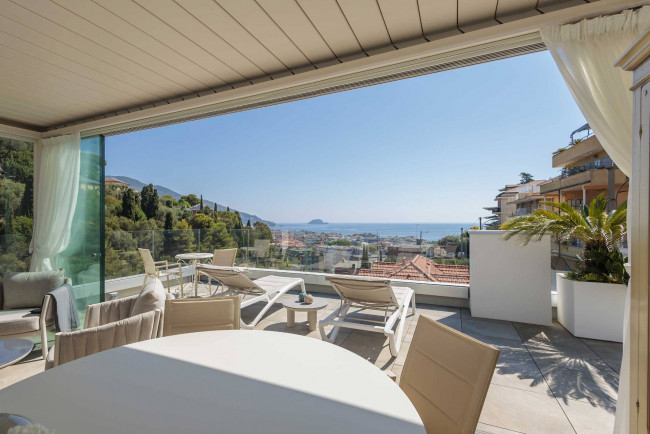 Apartment for sale in Alassio