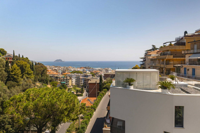 Apartment for sale in Alassio