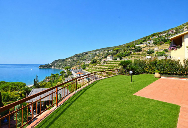 Apartment for sale in Ospedaletti