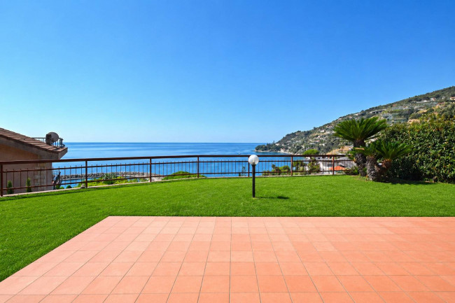 Apartment for sale in Ospedaletti