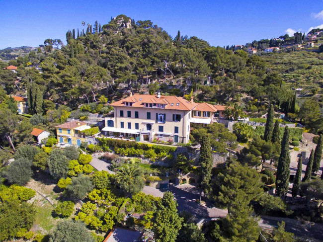 Appartamento in vendita a Bordighera
