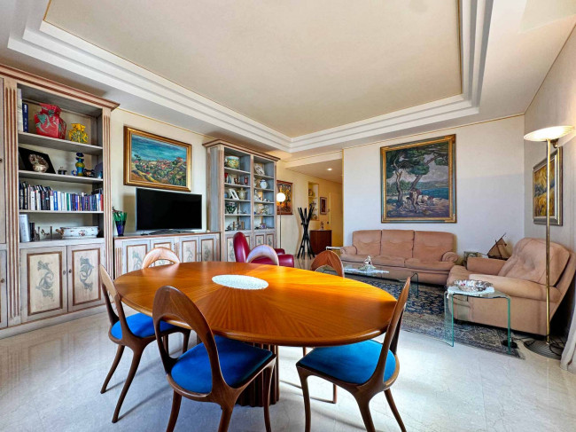 Appartamento in vendita a Bordighera