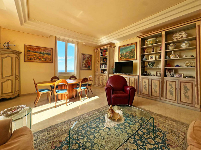 Appartamento in vendita a Bordighera