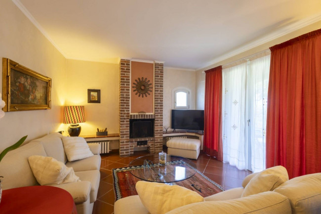 Villa for sale in Imperia
