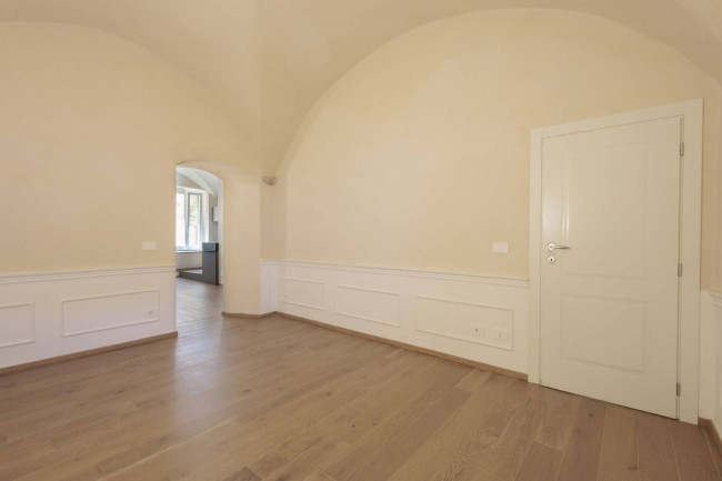 Квартира в продажа в Santo Stefano al Mare