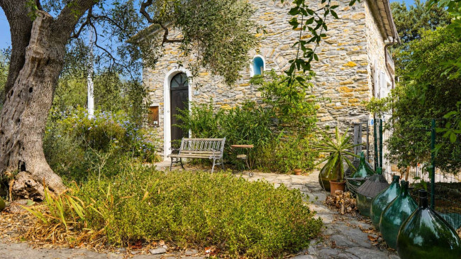 Villa à vendre à Dolcedo