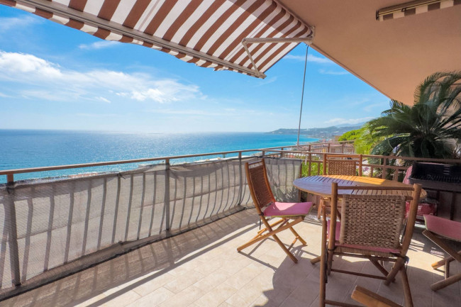 Appartamento in vendita a Santo Stefano al Mare