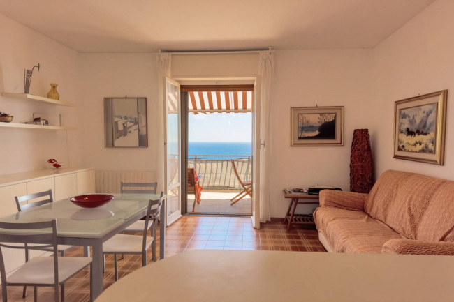 Appartamento in vendita a Santo Stefano al Mare