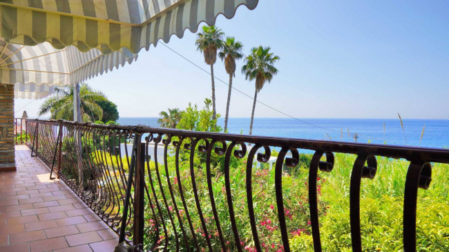 Villa in vendita a Santo Stefano al Mare