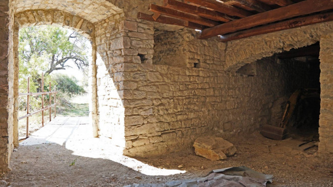 Villa in vendita a Vasia