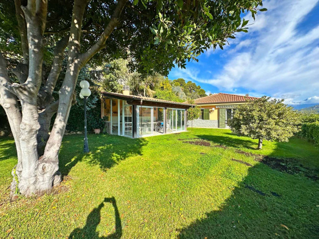 Villa à vendre à Camporosso