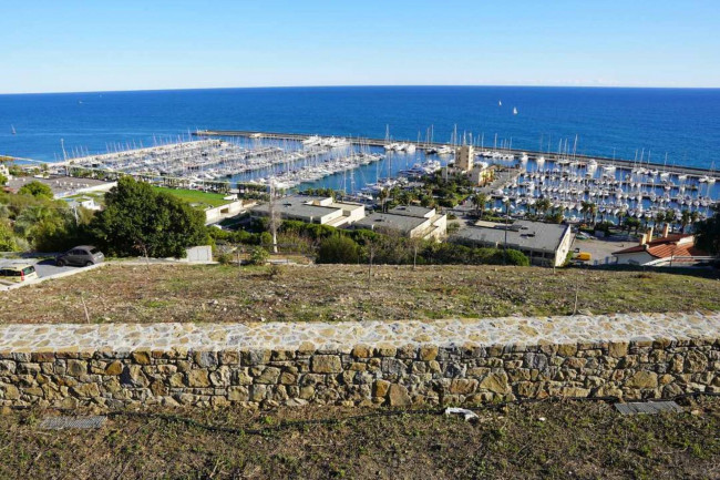 Villa in vendita a Santo Stefano al Mare