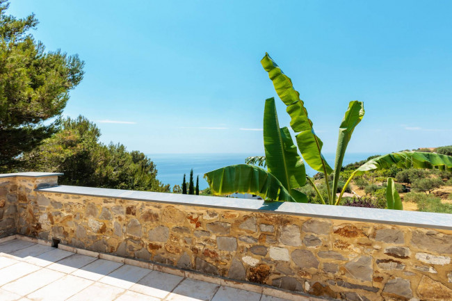 Villa for sale in Cipressa