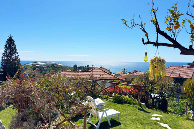 Villa for sale in Pompeiana