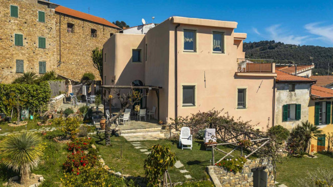 Villa for sale in Pompeiana