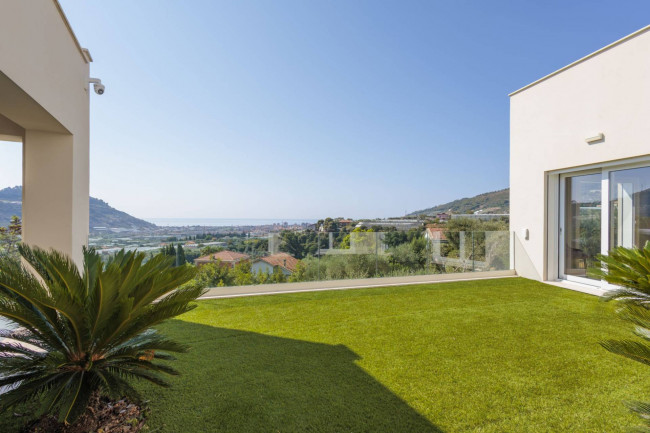 Villa in vendita a Taggia