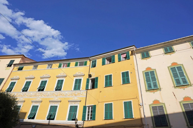 Appartamento in vendita a Imperia