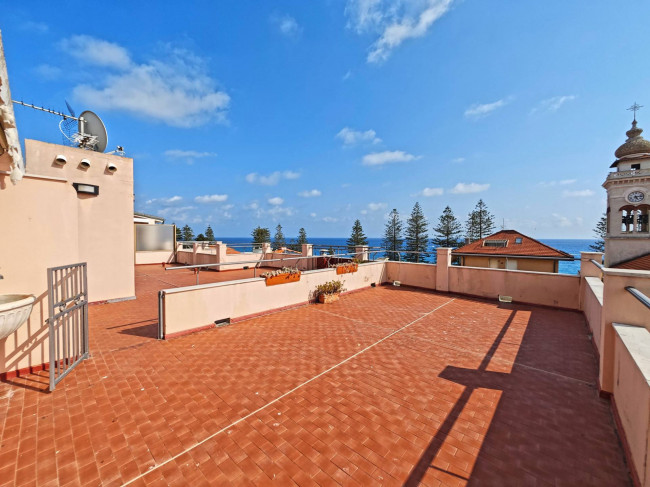 Appartamento in vendita a Bordighera