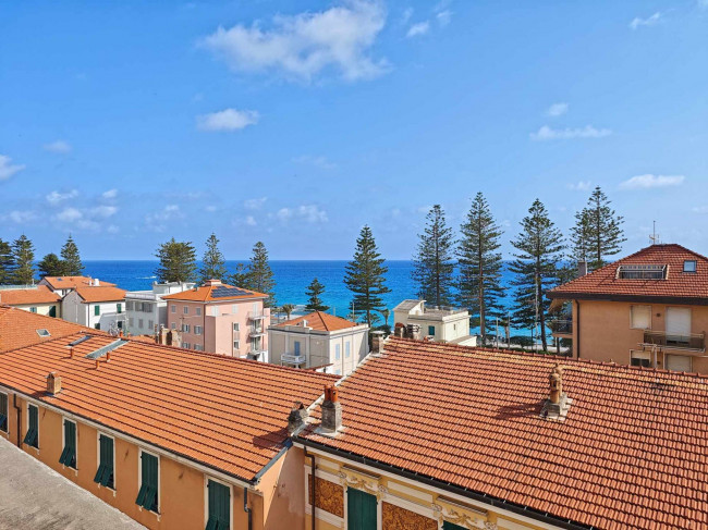 Appartamento in vendita a Bordighera