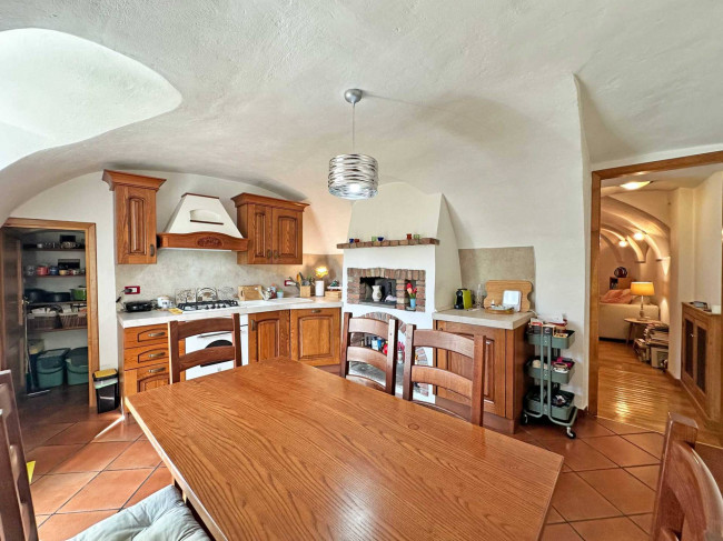 Casa di paese in vendita a Dolceacqua