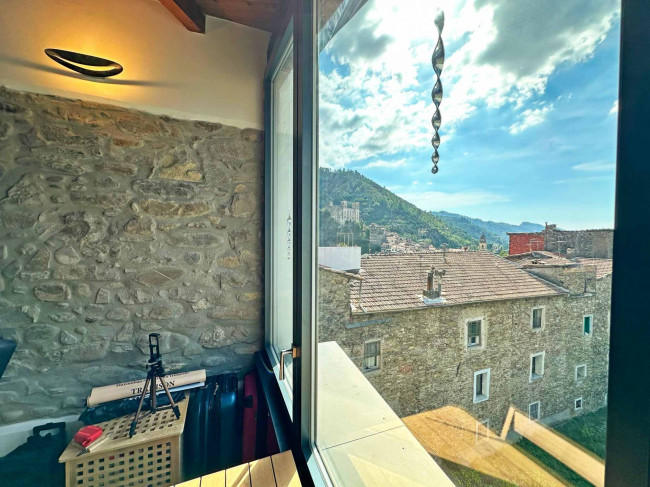 Casa di paese in vendita a Dolceacqua