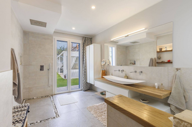 Villa for sale in Imperia