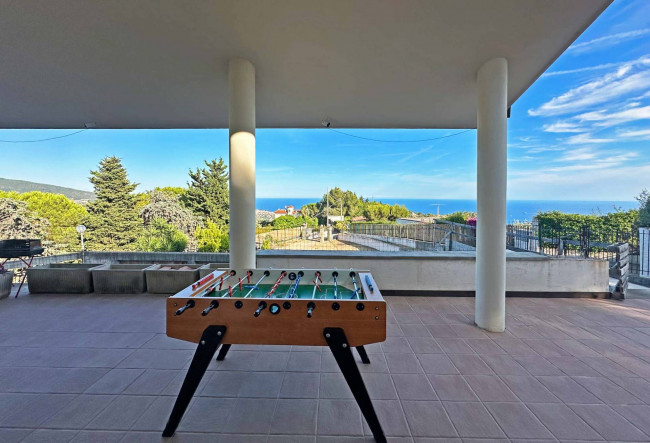 Villa à vendre à Camporosso