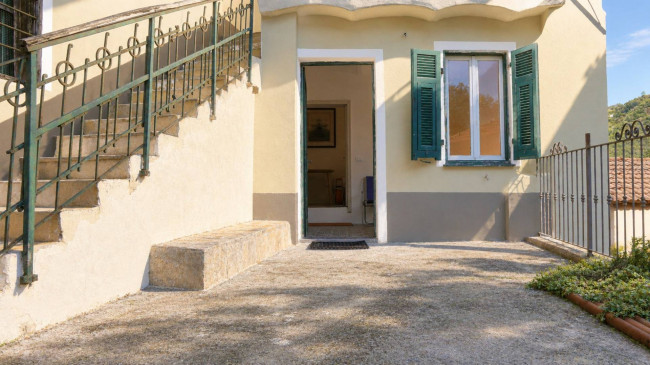 Casa di paese in vendita a Borgomaro