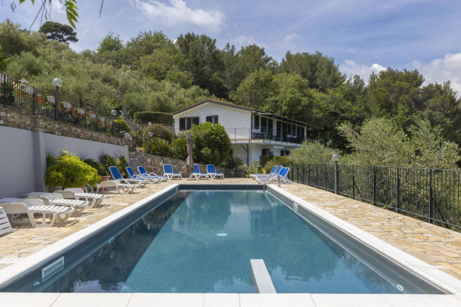 Villa à vendre à Imperia