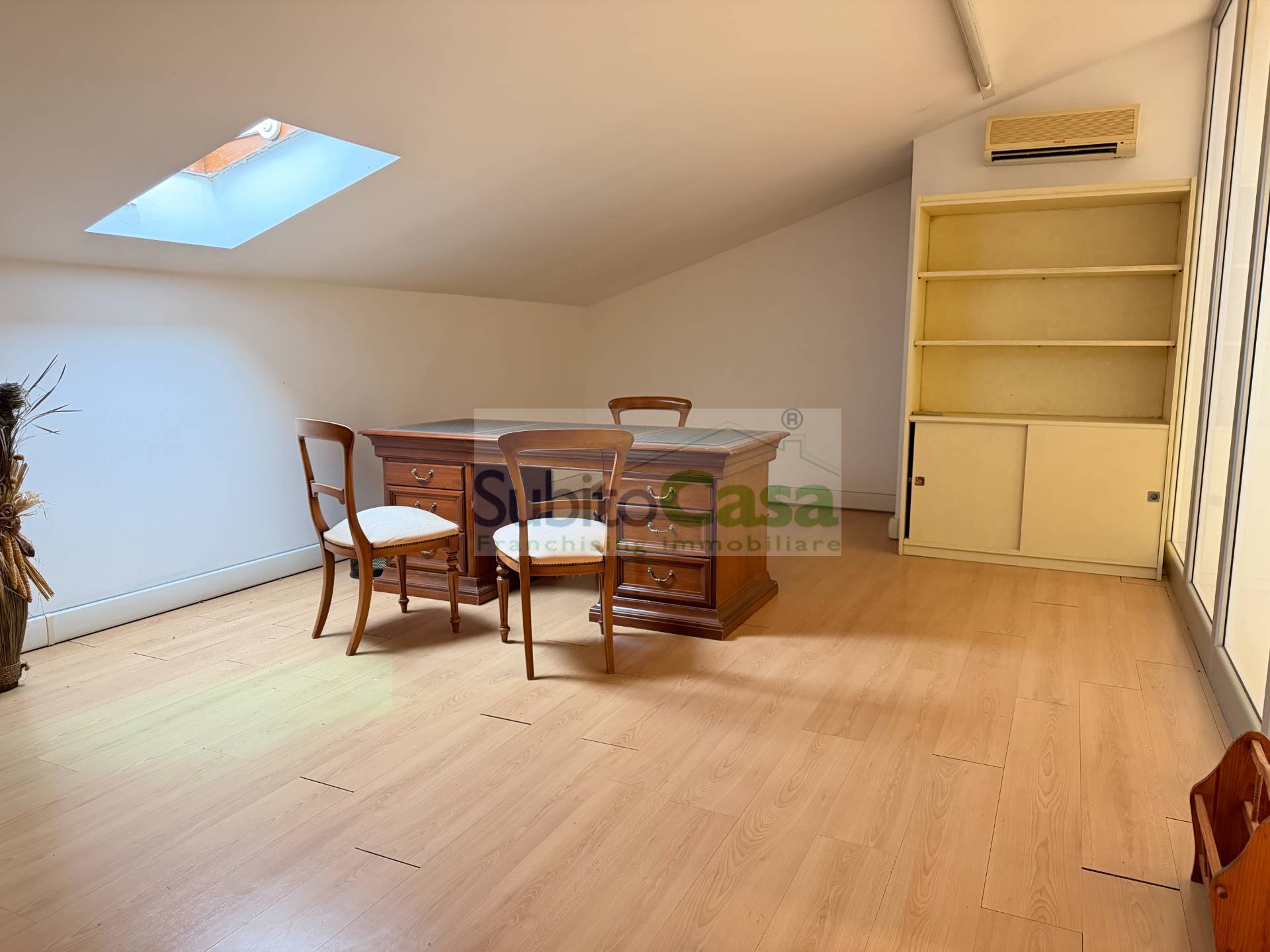 Studio/Ufficio in affitto a Spoltore