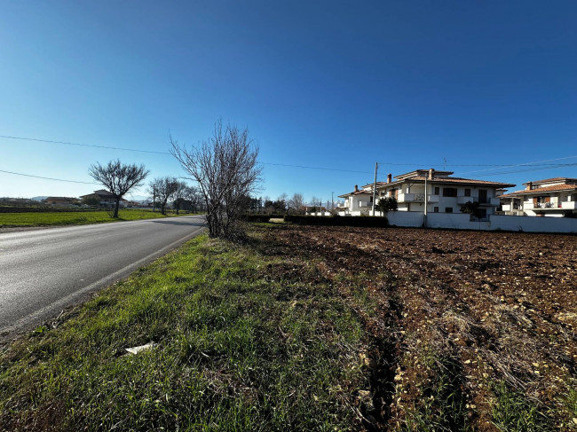 Terreno edificabile in vendita a Rosciano