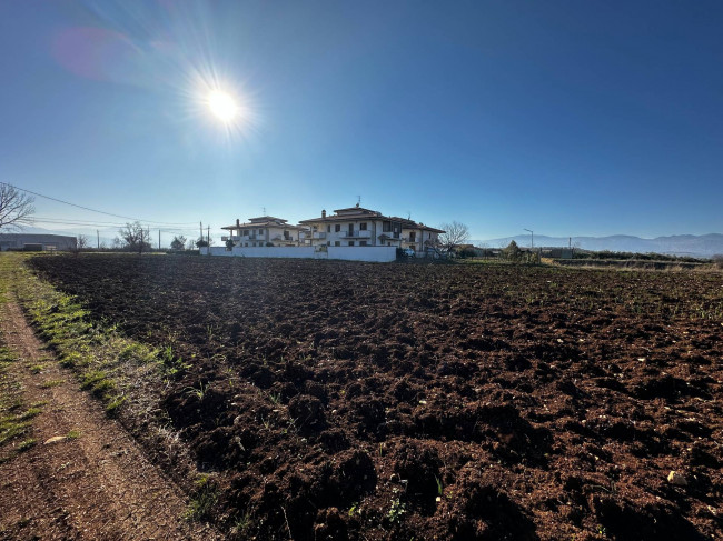 Terreno edificabile in vendita a Rosciano