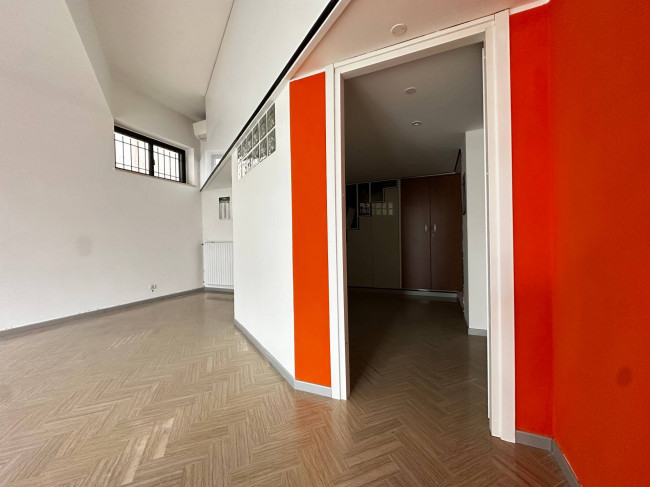 Locale commerciale in affitto a Chieti