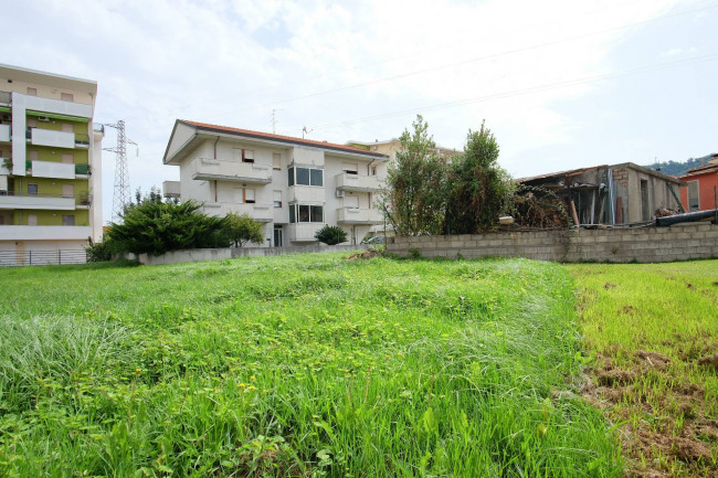 Terreno edificabile in vendita a San Giovanni Teatino