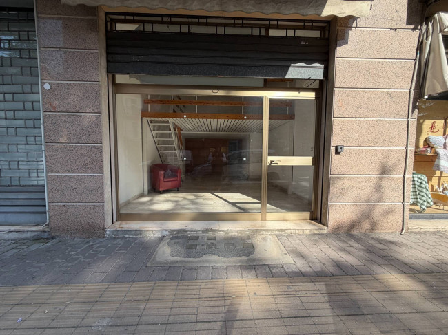 Locale commerciale in affitto a Chieti