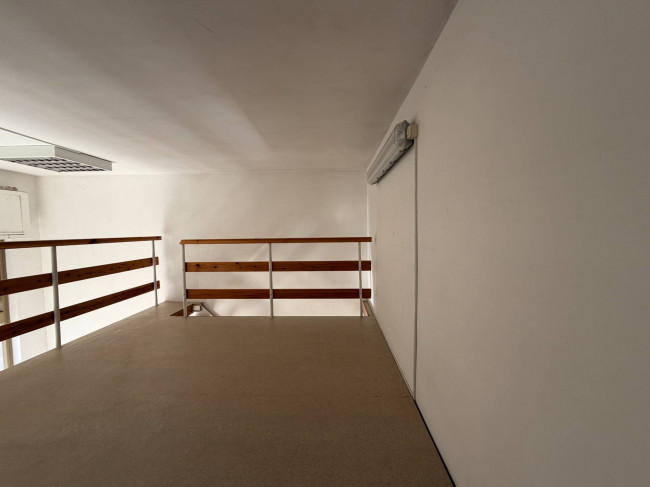 Locale commerciale in affitto a Chieti