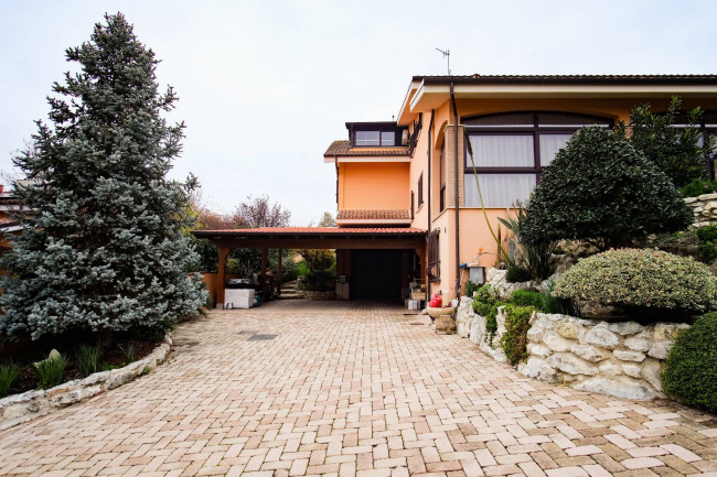 Villa Singola in vendita a Chieti