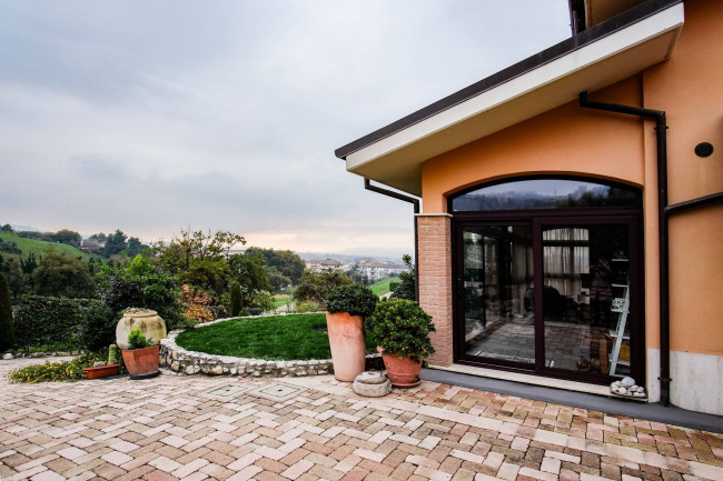 Villa Singola in vendita a Chieti