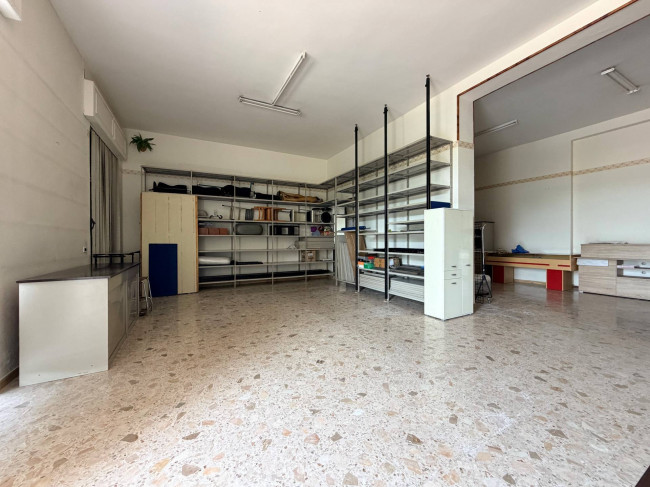 Magazzino in affitto a San Giovanni Teatino