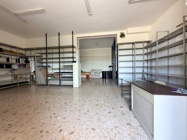 Magazzino in affitto a San Giovanni Teatino