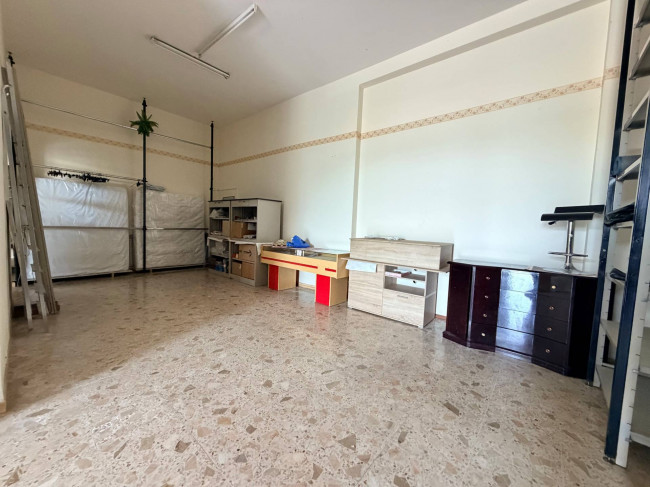 Magazzino in affitto a San Giovanni Teatino