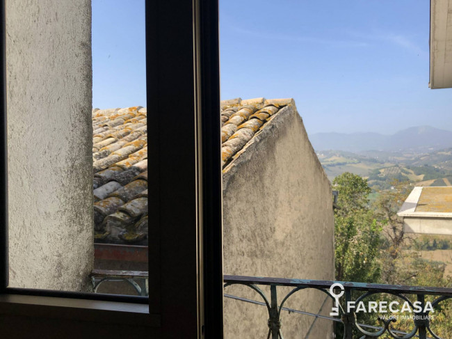 Casa indipendente in vendita a Montegualtieri, Cermignano (TE)