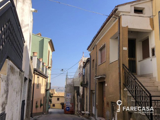 Casa indipendente in vendita a Montegualtieri, Cermignano (TE)