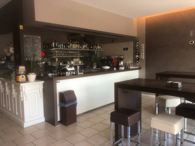 Bar in Vendita a Sona