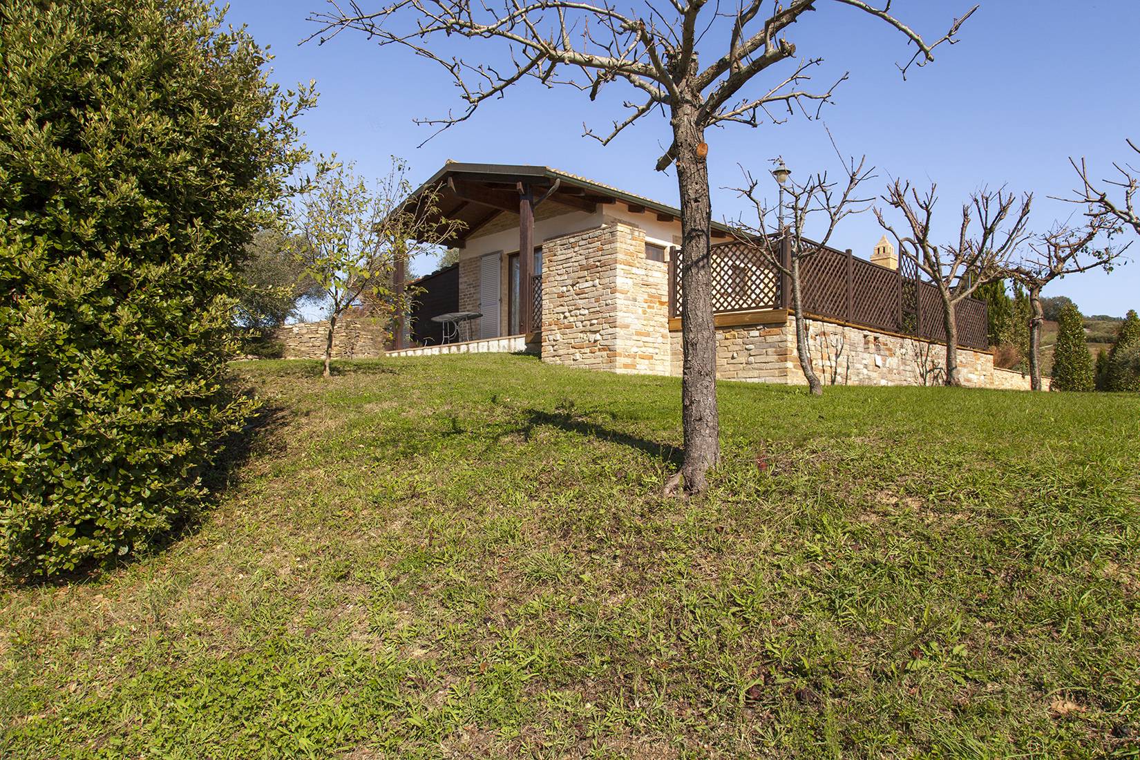 Casale a Montefiore dell'Aso (Ascoli Piceno)