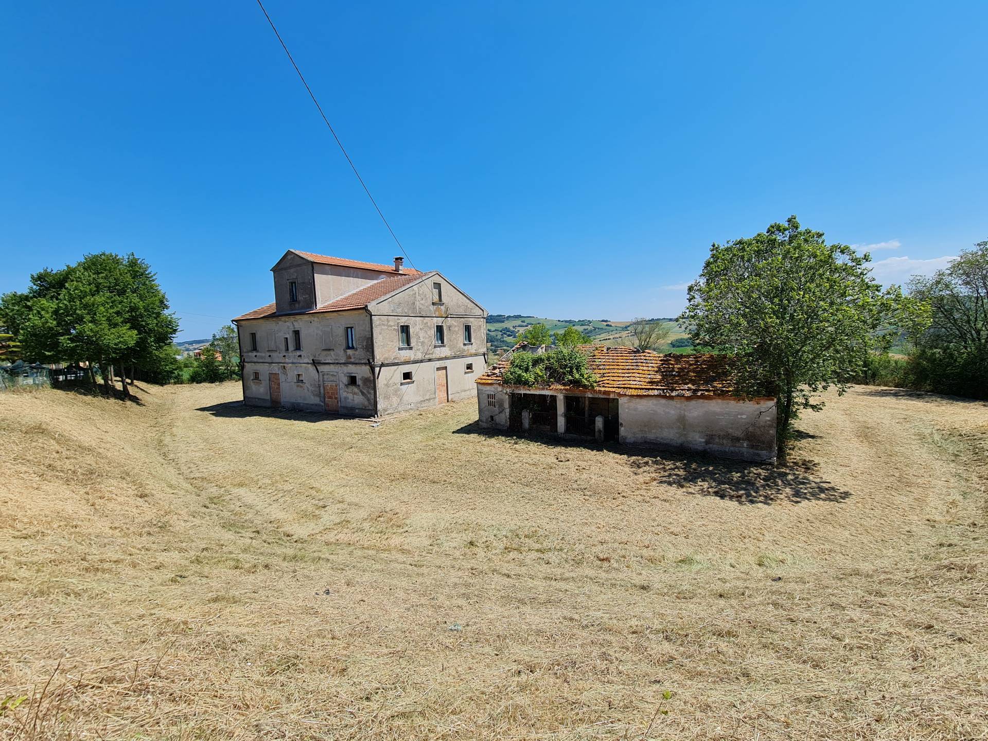 Casale a Potenza Picena (Macerata)