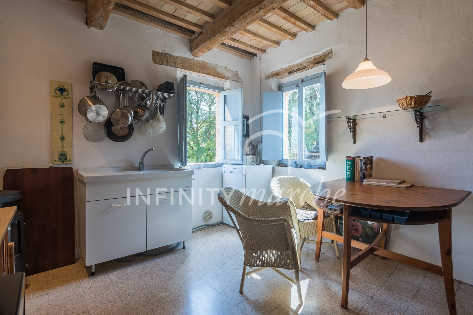 Casale a Mogliano (Macerata)