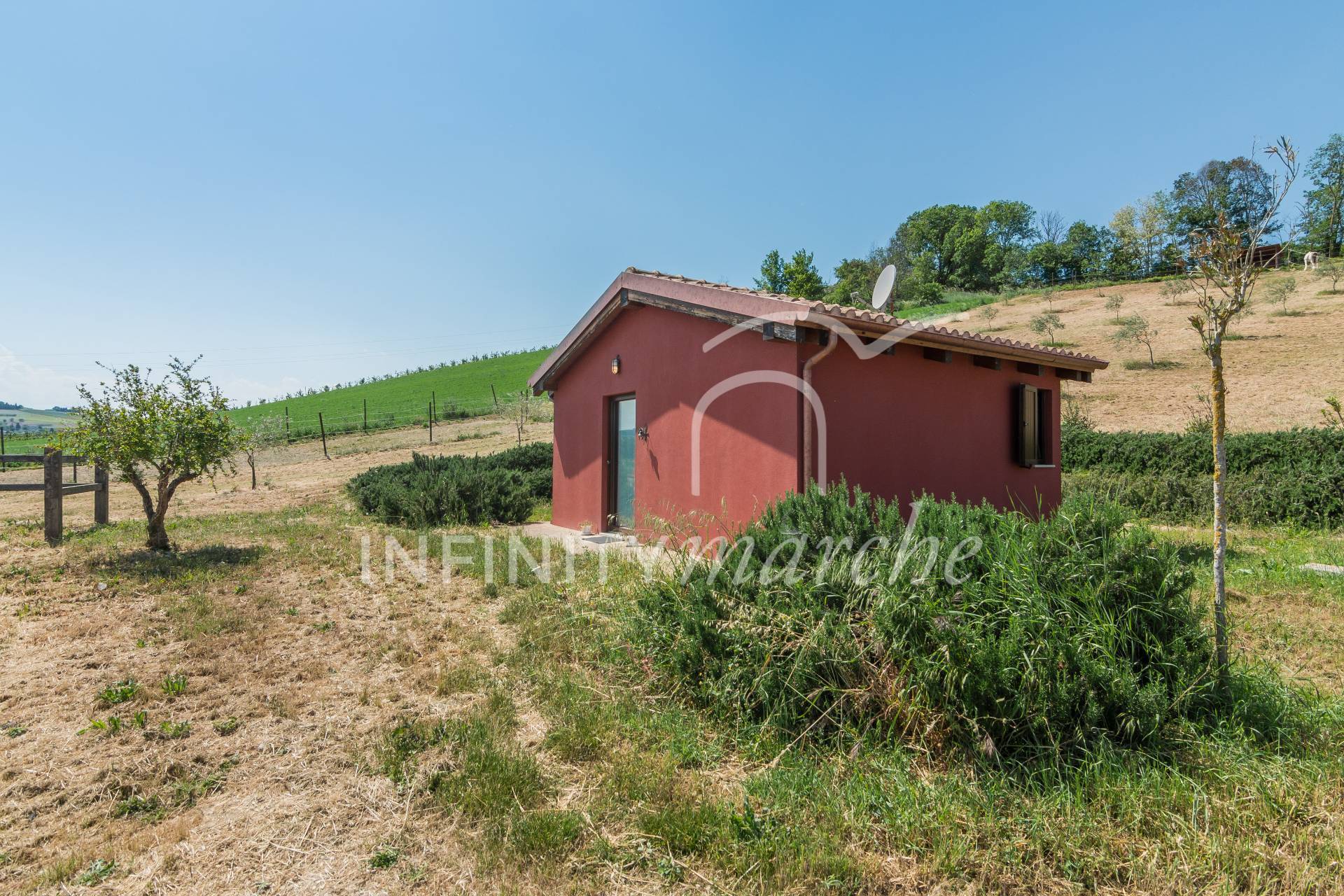 Casale a Montegranaro (Fermo)