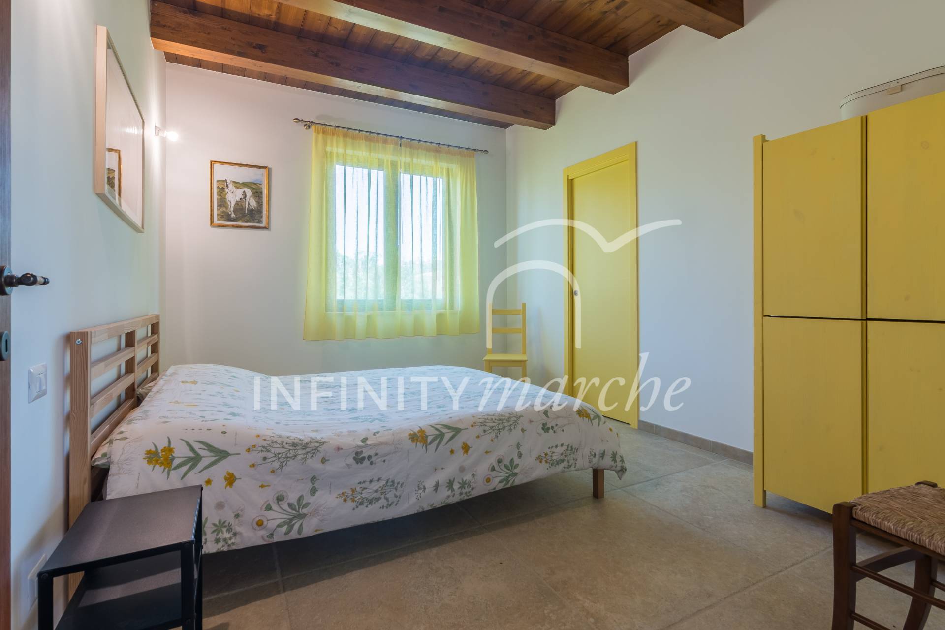 Casale a Montegranaro (Fermo)